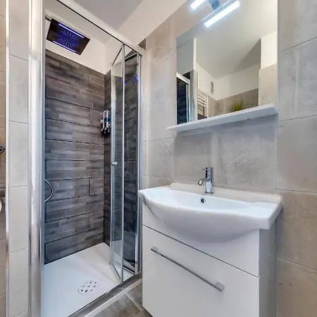 La * Roquebrune-Cap-Martin